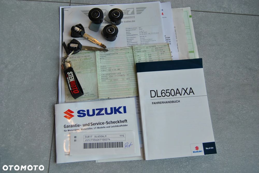 Suzuki DL - 19
