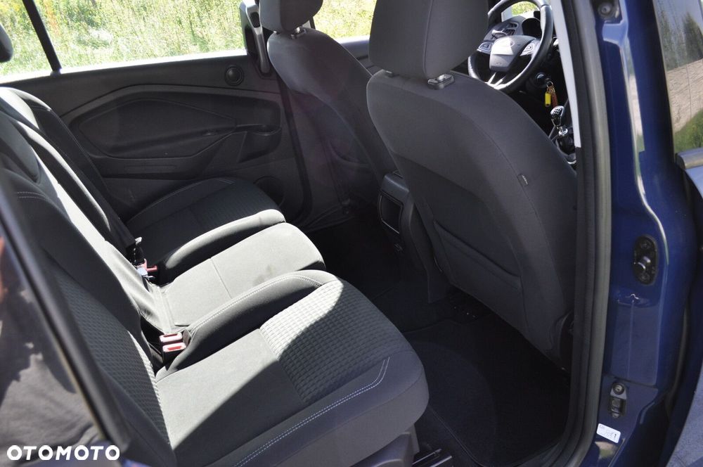 Ford Grand C-MAX - 13