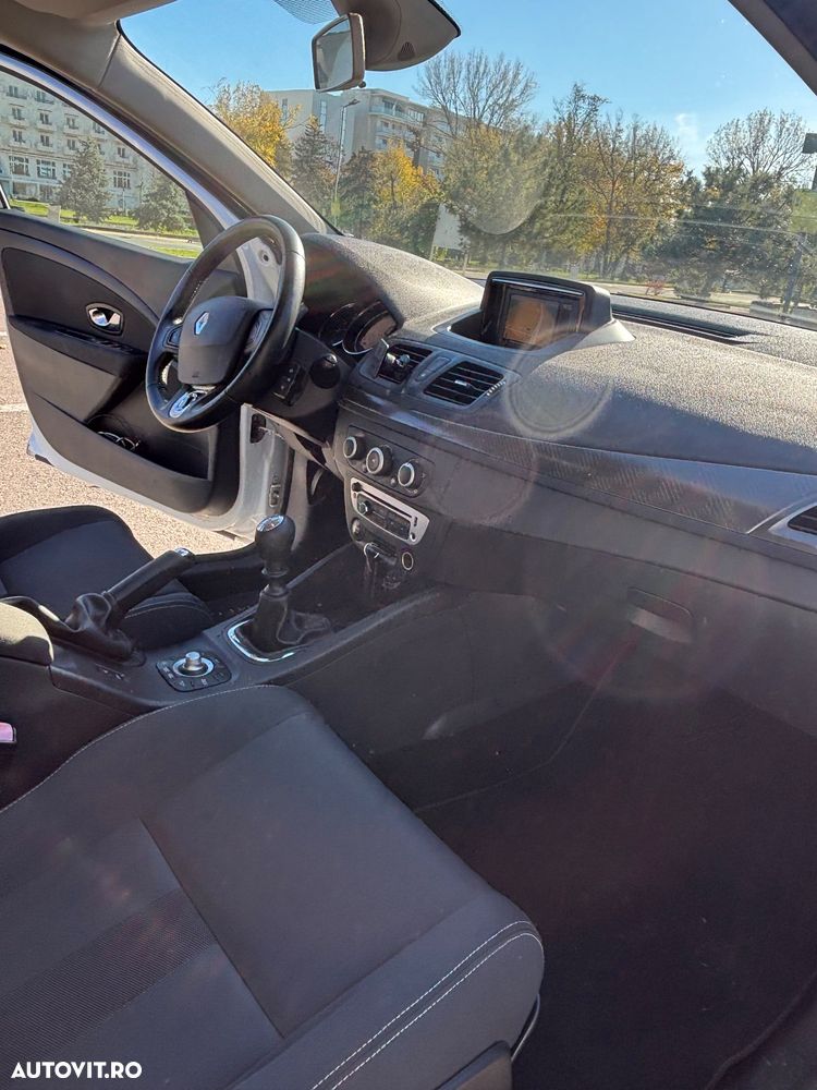 Renault Megane ver-1-5-dci-expression - 5