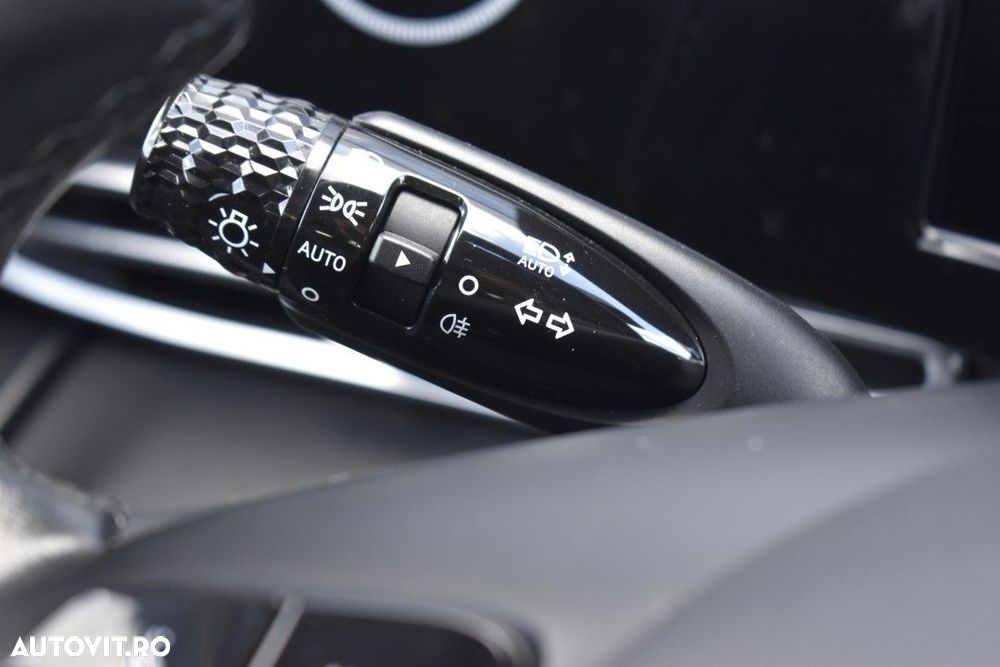 Hyundai Elantra 1.6 l 123 CP CVT Exclusive - 30