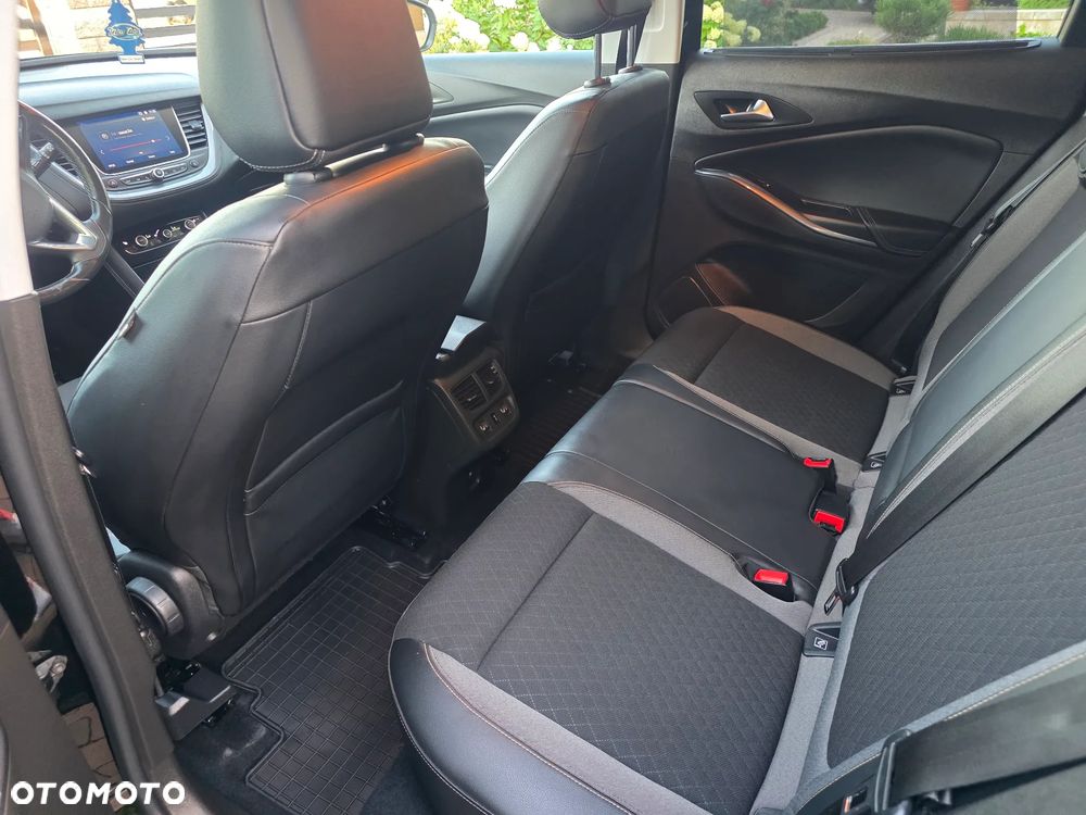 Opel Grandland X - 17