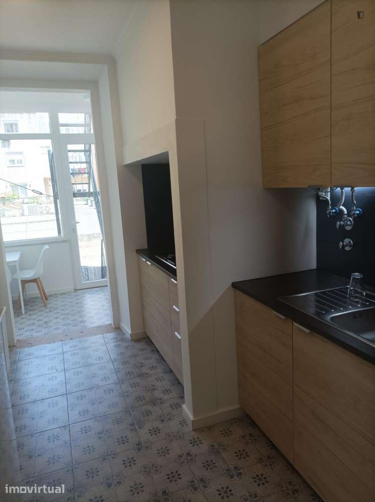 Quarto - localizado em Alameda Lisbon - Grande imagem: 5/18