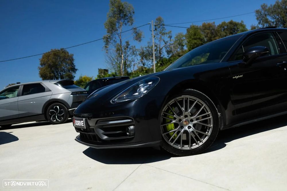 Porsche Panamera Sport Turismo 4 E-Hybrid Platinum Edition - 11