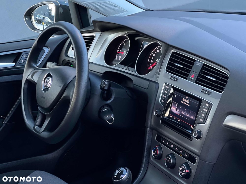 Volkswagen Golf 1.6 TDI BMT Start - 17