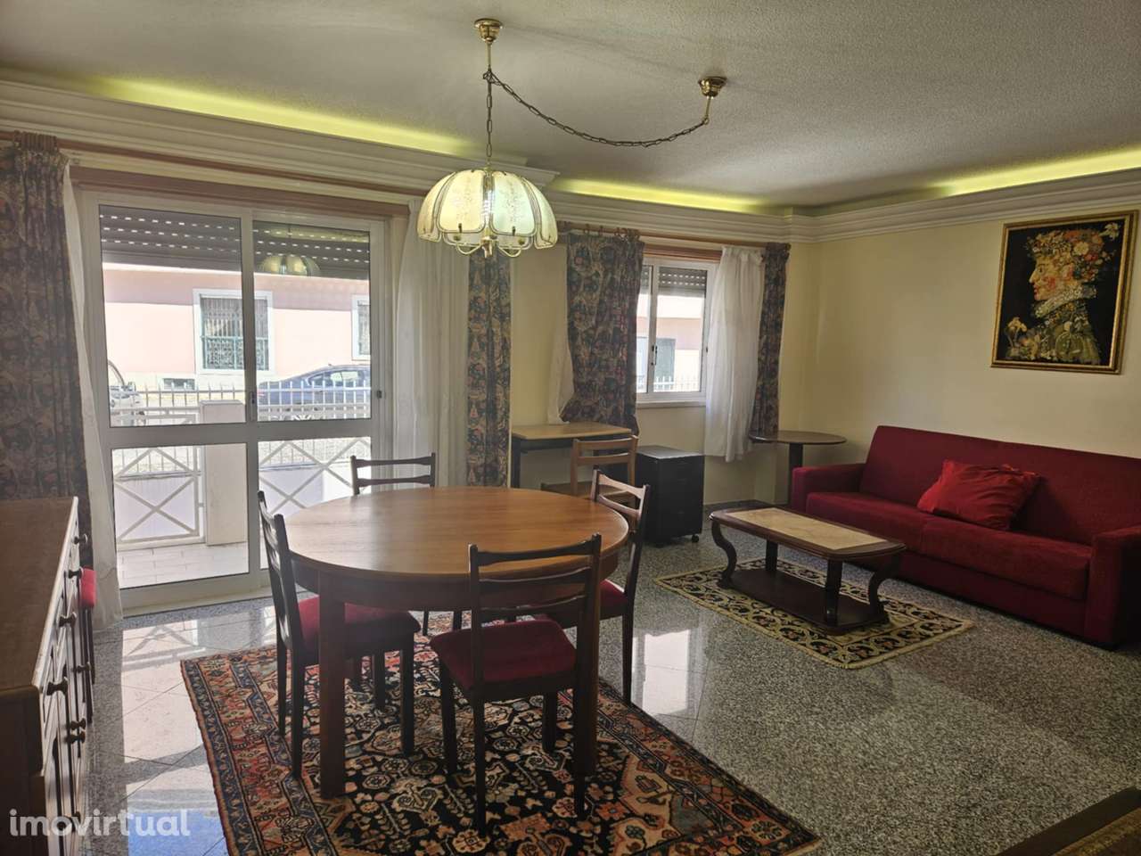 Apartamento T2 MOBILADO - BUZANO COM GARAGEM - Grande imagem: 3/16