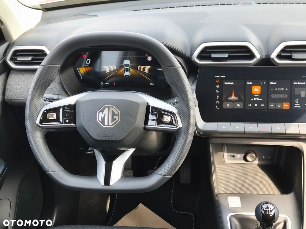 MG ZS 1.5 Standard - 12
