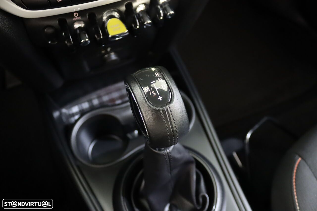 MINI Countryman Cooper SE ALL4 Auto - 28