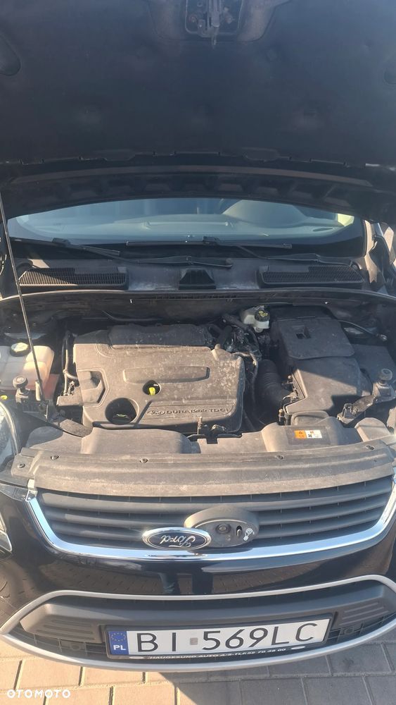 Ford Kuga 2.0 TDCi 2x4 Titanium - 17