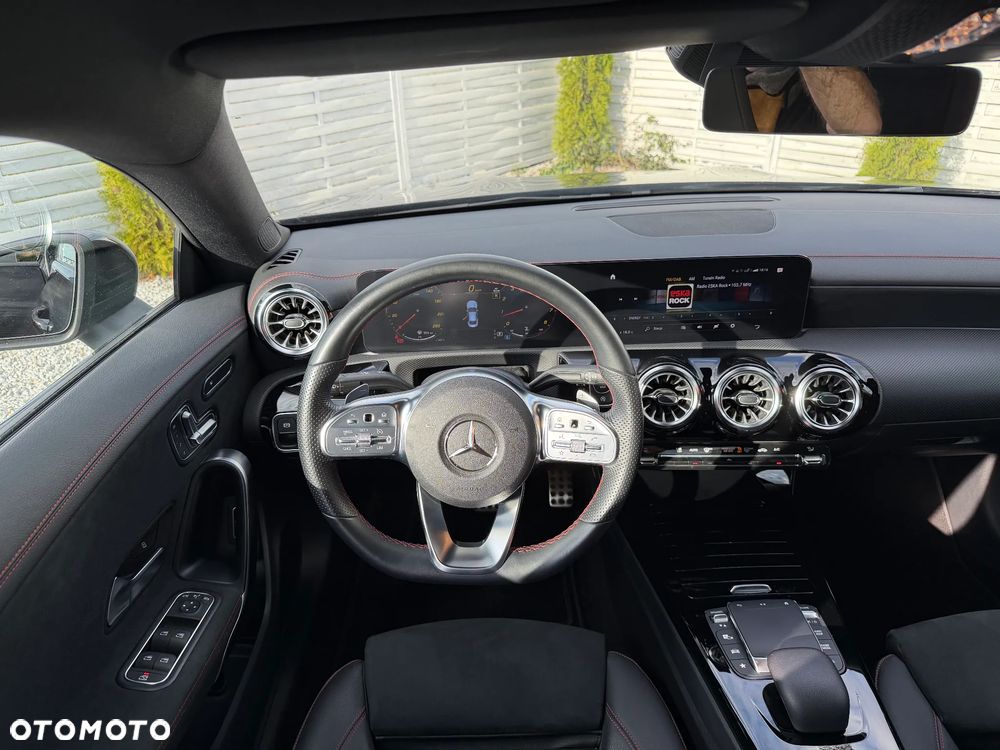 Mercedes-Benz CLA 250 4-Matic AMG Line 7G-DCT - 27