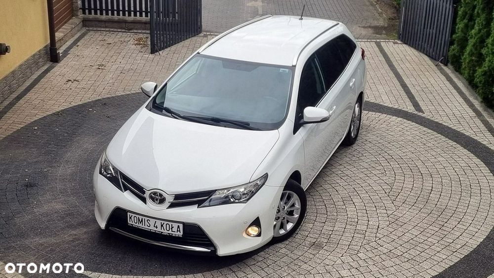Toyota Auris - 20