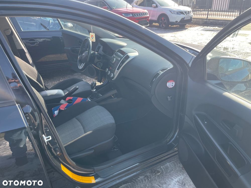 Kia Ceed 1.4 CVVT LX Basis - 19