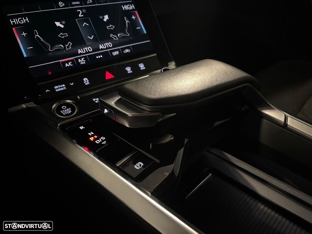 Audi Q8 e-Tron 55 quattro advanced - 10