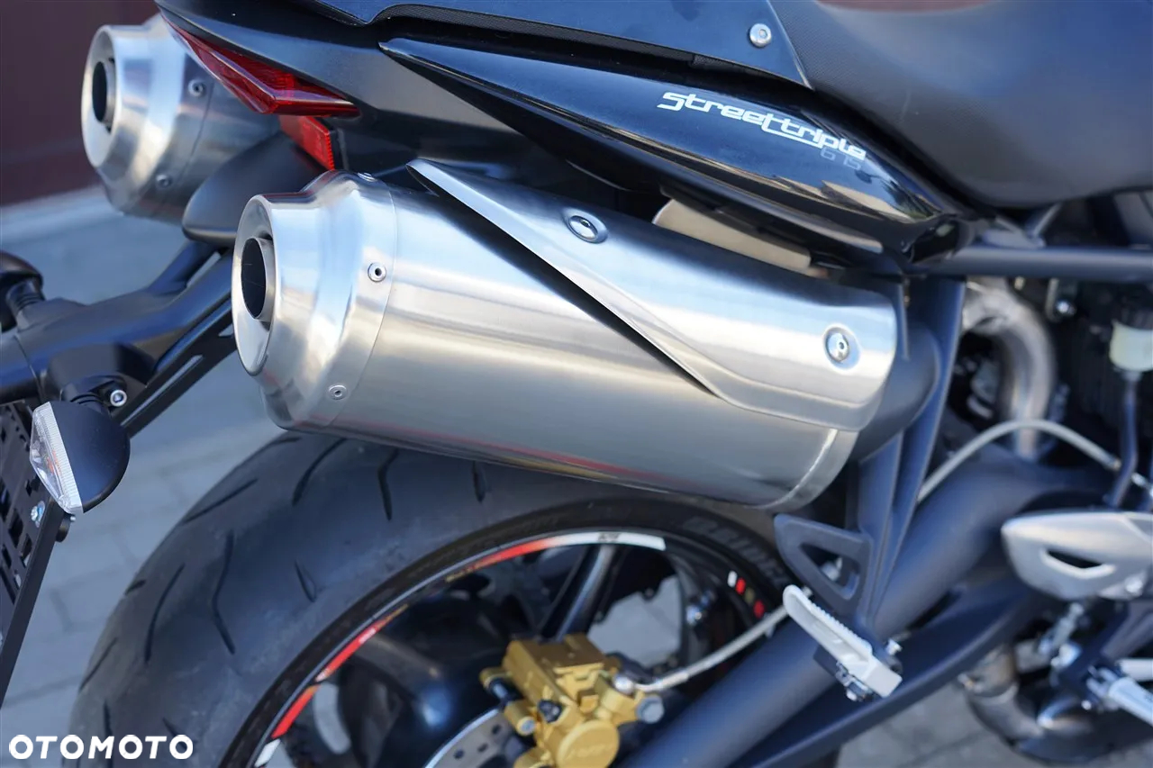 Triumph Street Triple - 7