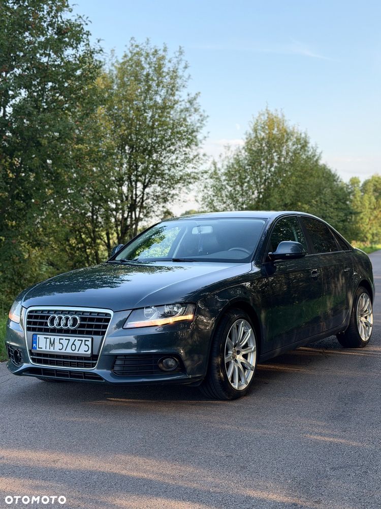 Audi A4 Limousine - 2