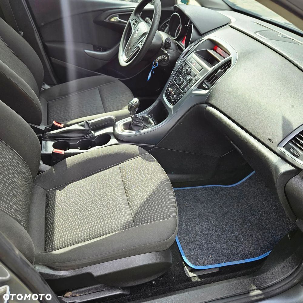 Opel Astra - 10