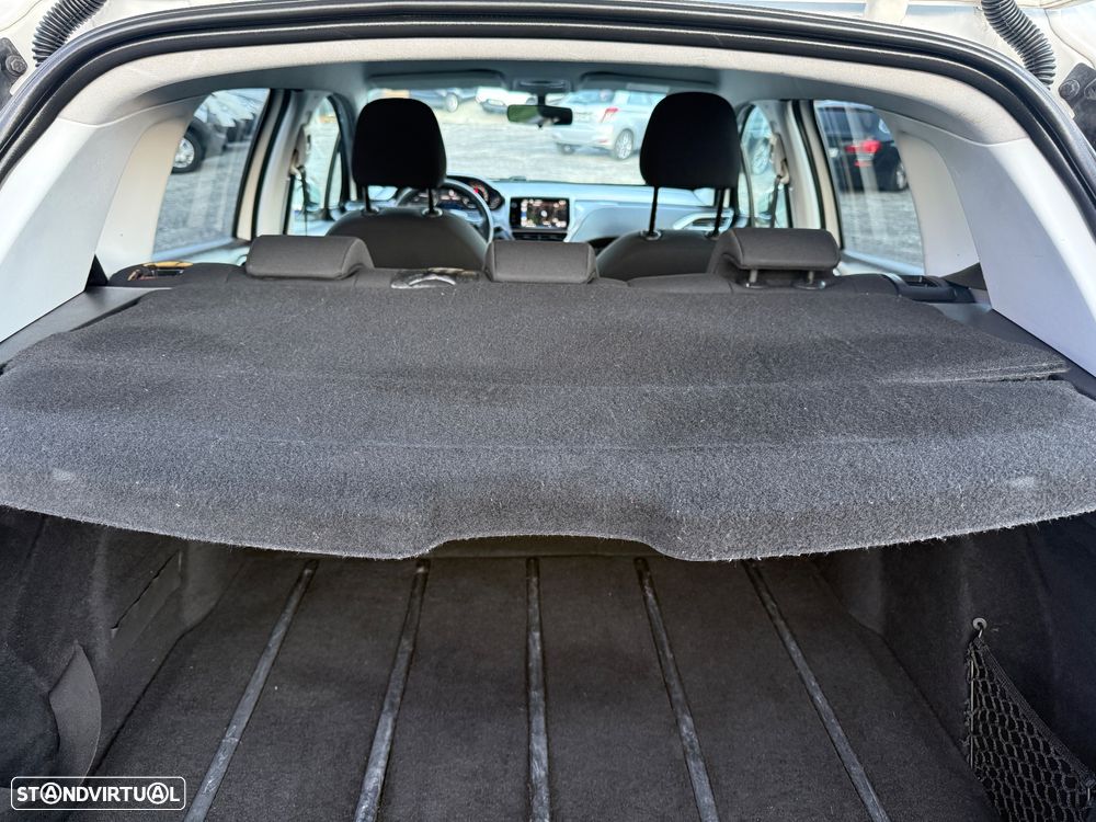 Peugeot 2008 e-HDi FAP 92 STOP & START Active - 21