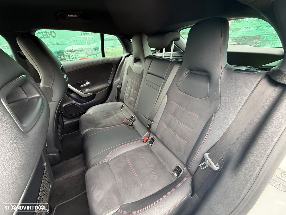 Mercedes-Benz CLA 180 - 8