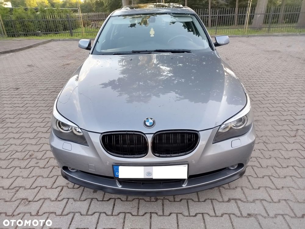 BMW Seria 5 520i - 10
