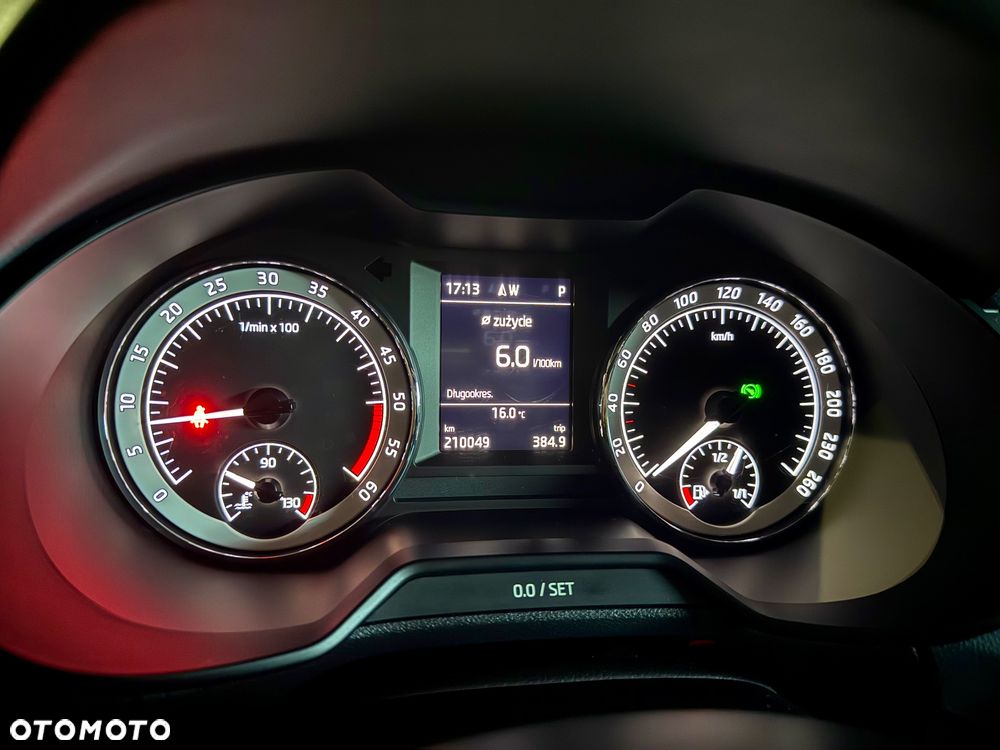 Skoda Octavia 2.0 TDI Style DSG - 28