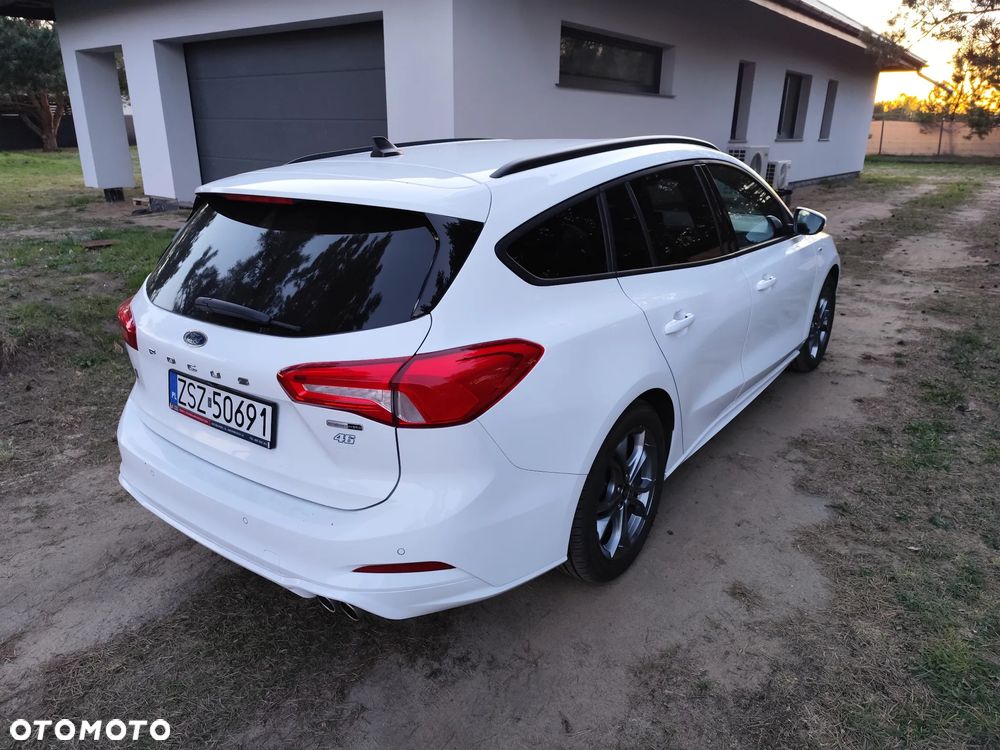 Ford Focus 1.0 EcoBoost Start-Stopp-System ST-LINE STYLE - 5