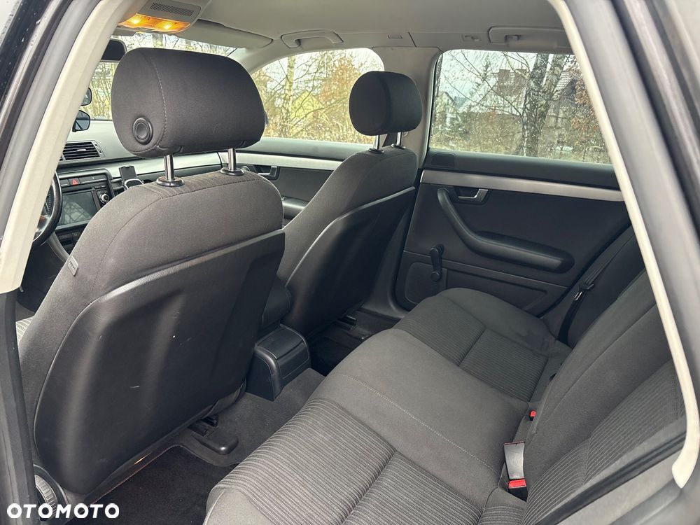 Audi A4 Avant 2.0 TDI DPF - 8