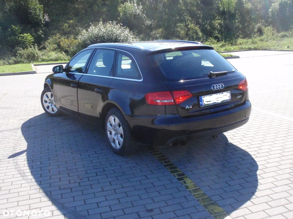 Audi A4 - 4
