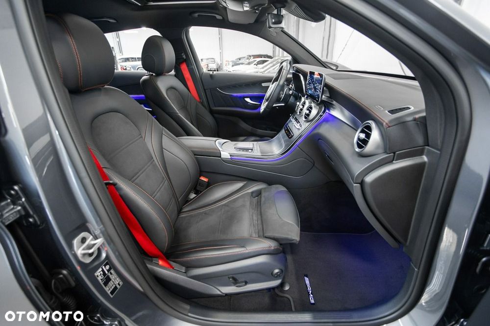 Mercedes-Benz GLC AMG 43 4Matic AMG Speedshift TCT 9G - 29