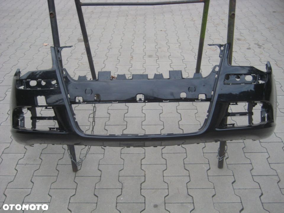 VW EOS 05-11R ZDERZAK PRZEDNI BEZ OTWORÓW