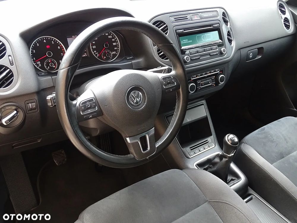 Volkswagen Tiguan 2.0 TDI DPF BlueMotion Technology Sport & Style - 14