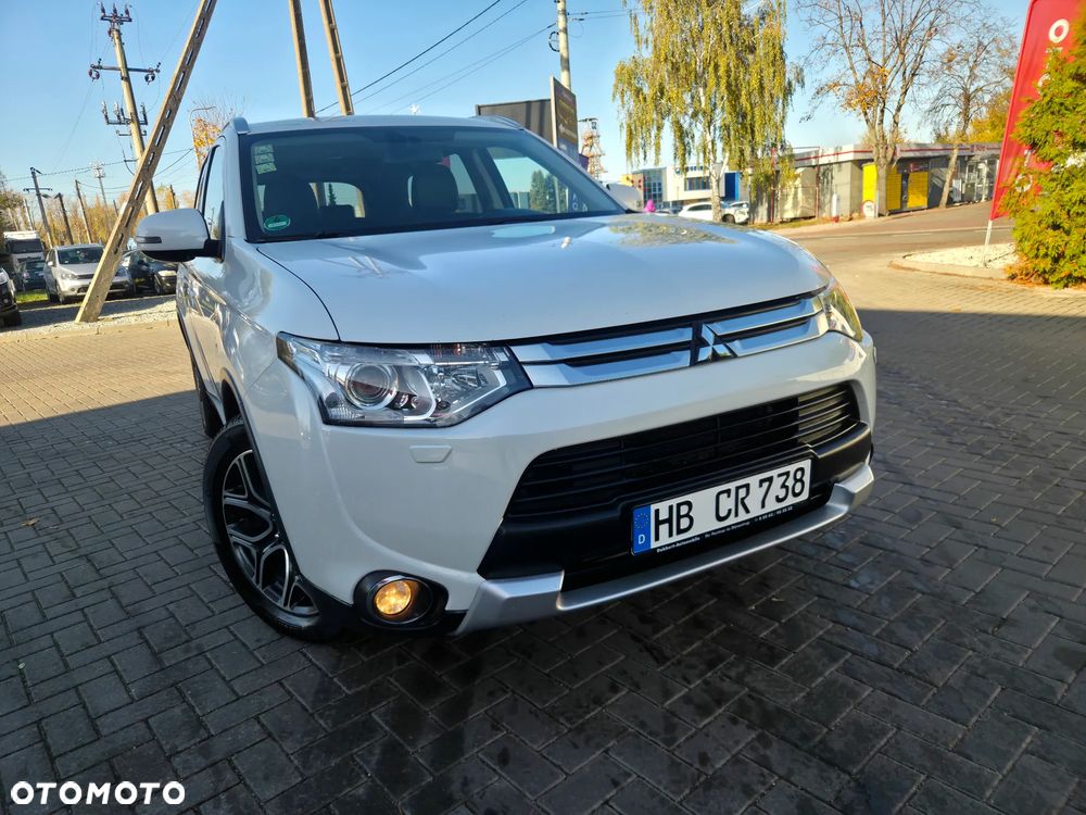 Mitsubishi Outlander 2.2 DI-D 4WD Automatik Diamant Edition - 21