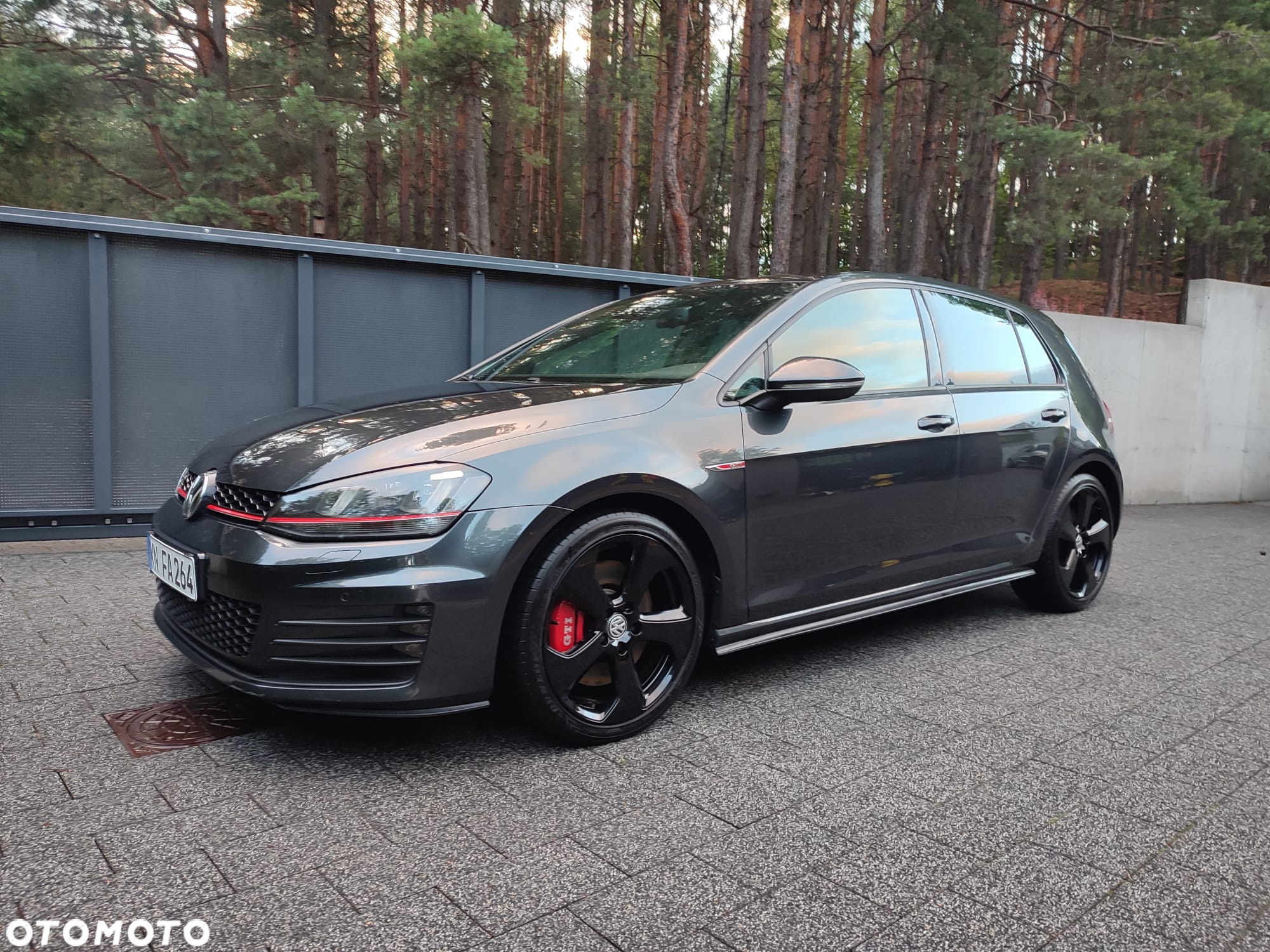 Volkswagen Golf GTI Performance BlueMotion Technology - 7