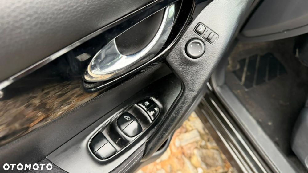 Nissan Qashqai - 35