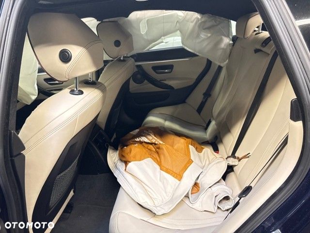 BMW Seria 4 440i xDrive Sport-Aut Luxury Line - 7