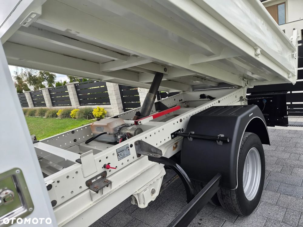 Volkswagen Crafter - 2