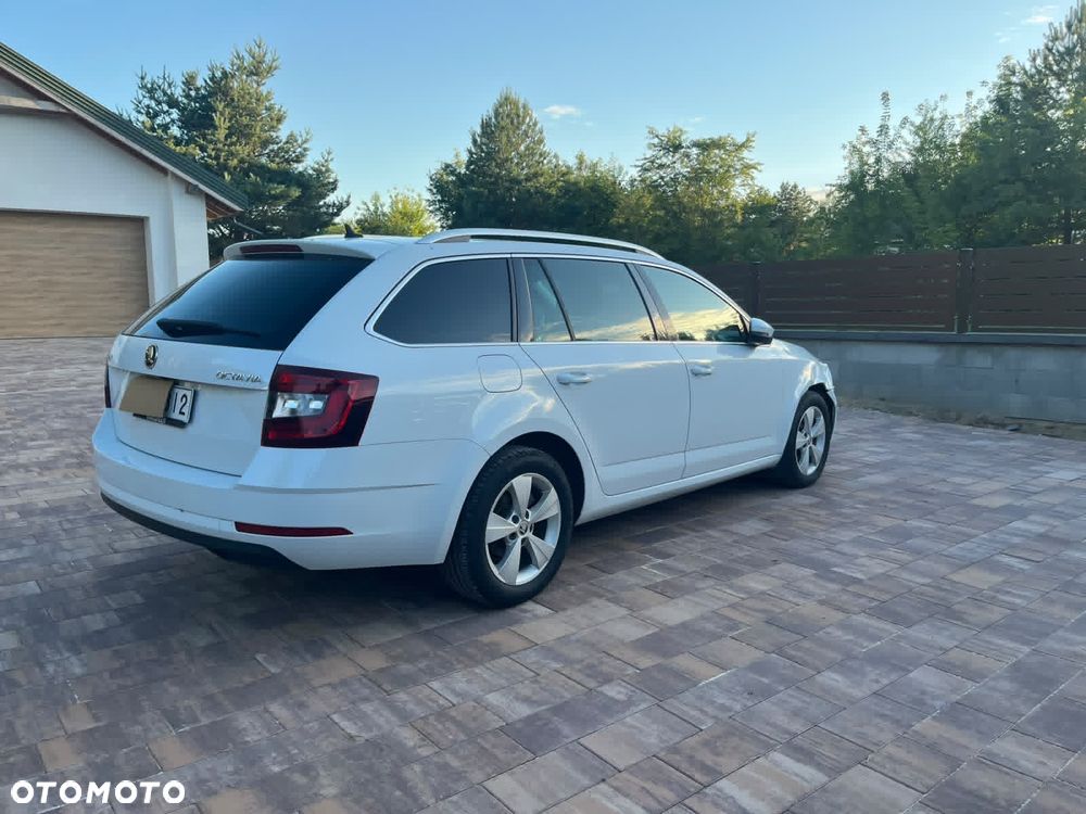 Skoda Octavia 1.0 TSI Style DSG - 5