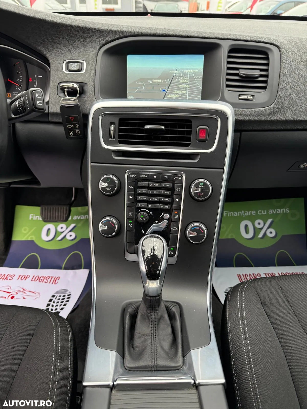 Volvo V60 D3 Geartronic Kinetic - 32
