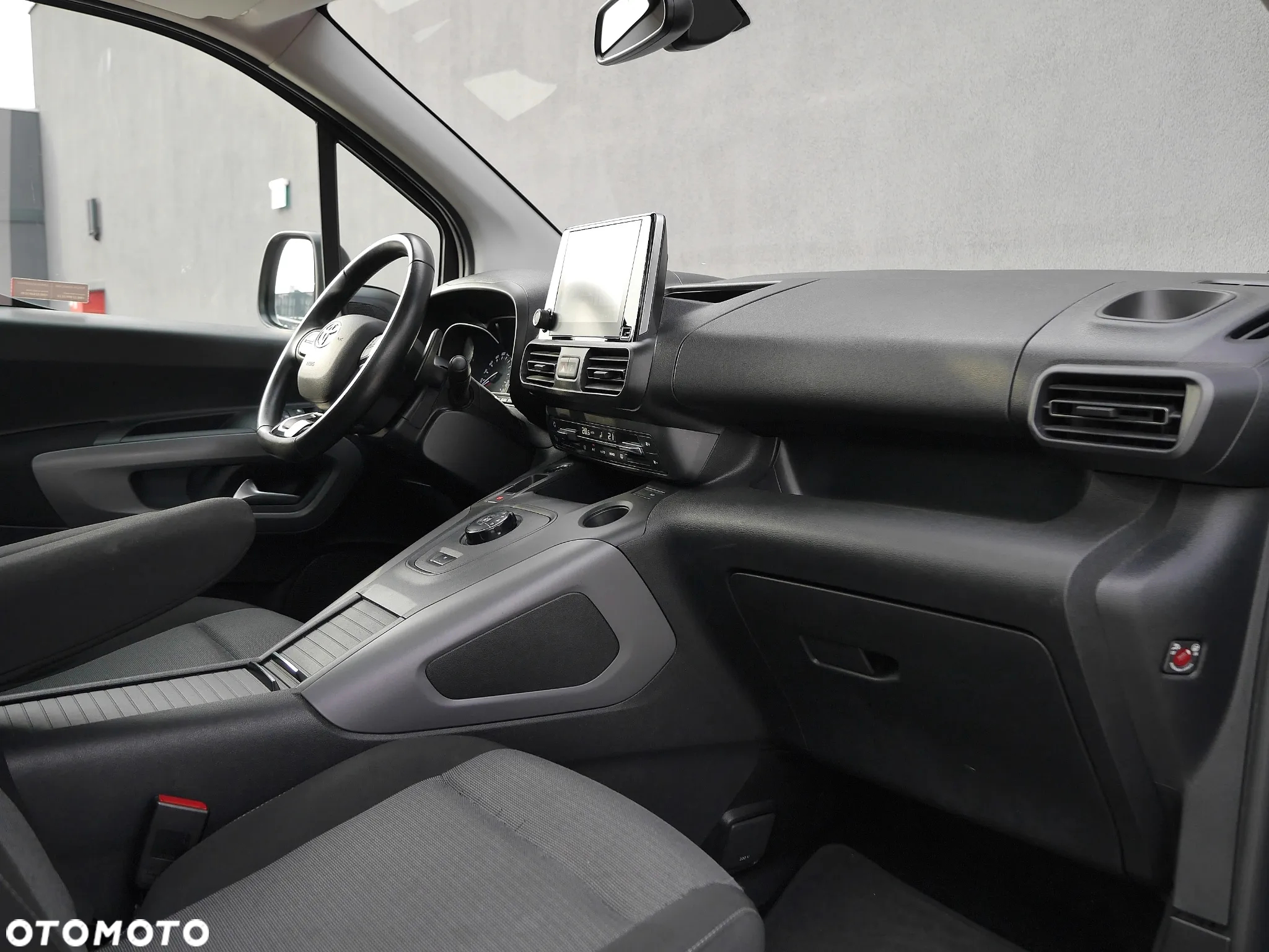 Toyota Proace City Verso 1.5 D-4D Business - 25