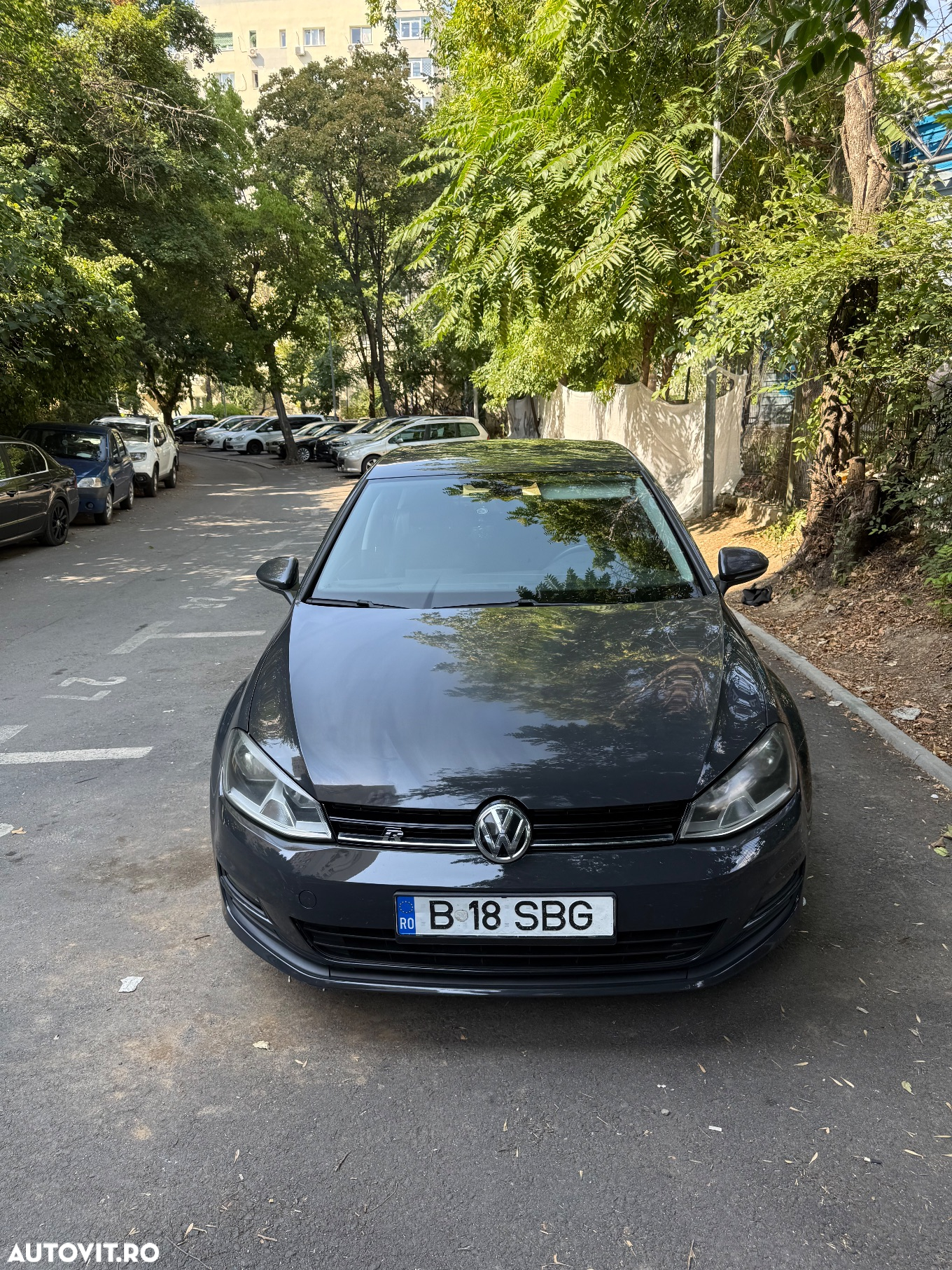 Volkswagen Golf 1.6 TDI DPF BMT Trendline - 34
