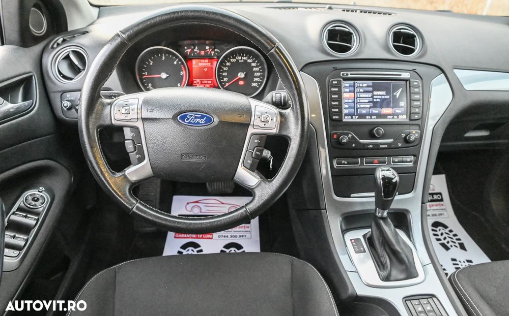 Ford Mondeo 2.0 TDCi Powershift Business Class - 4