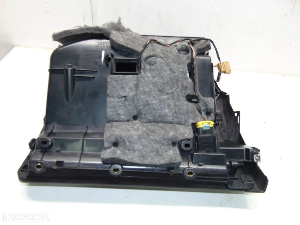 Audi A4 carrinha porta luvas - 3