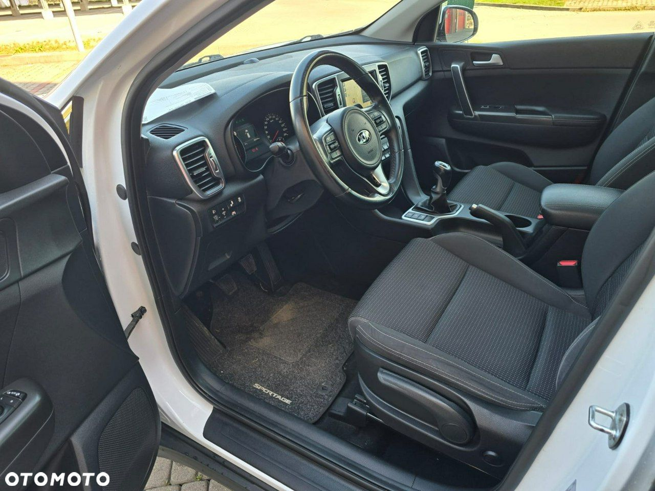 Kia Sportage - 37