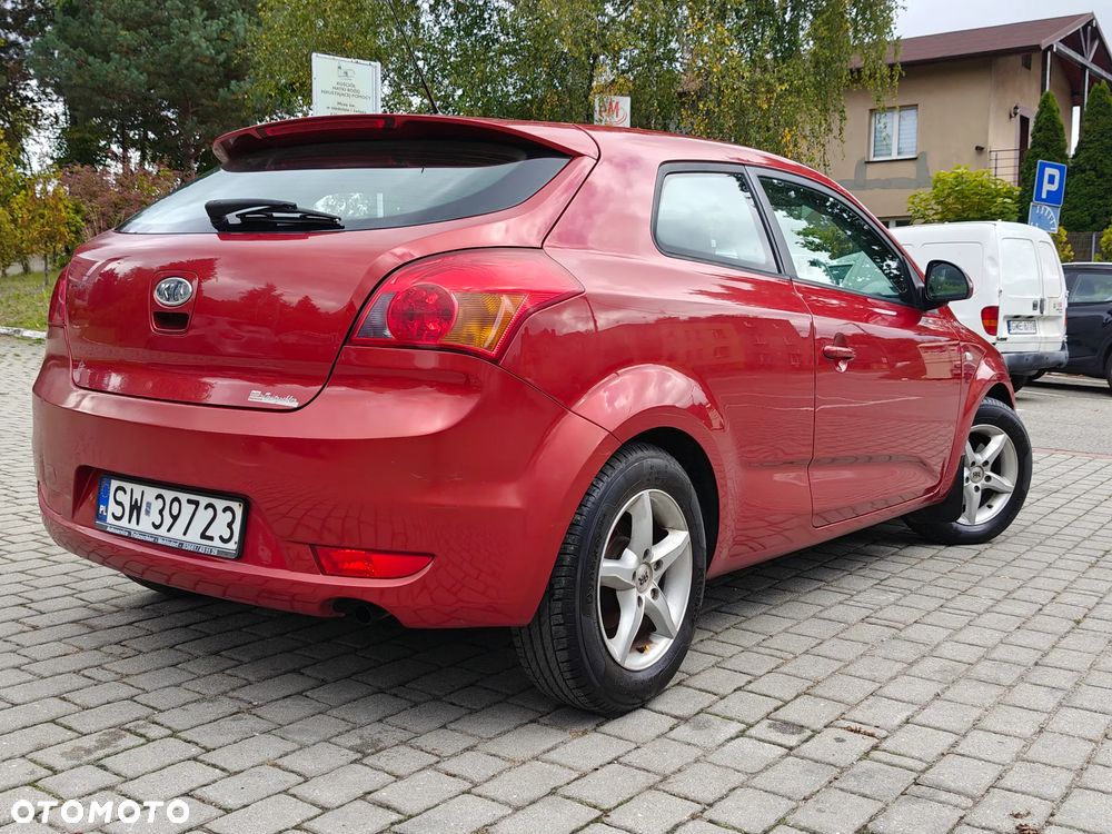 Kia Ceed - 26