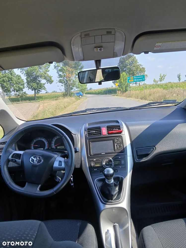 Toyota Auris 2.0 D-4D - 7