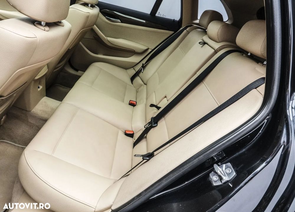 BMW X1 - 16
