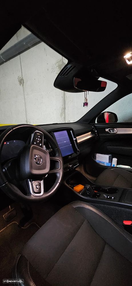 Volvo XC 40 - 3