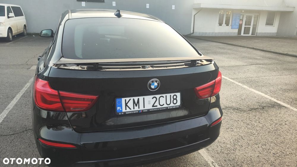 BMW Seria 3 320d xDrive - 15