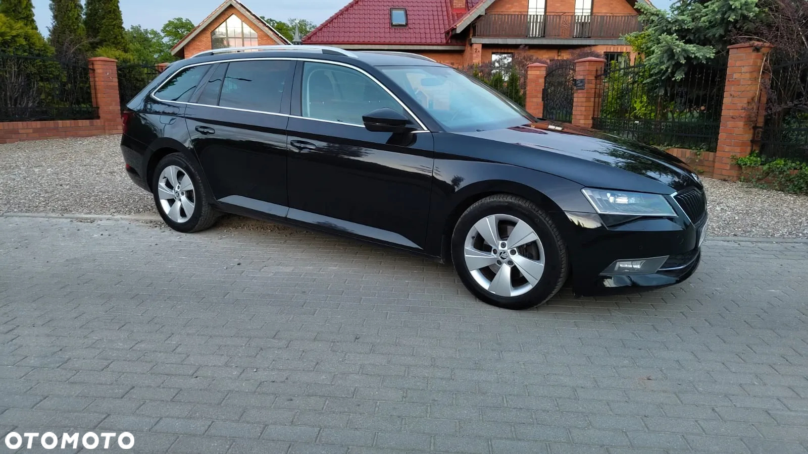 Skoda Superb 2.0 TDI 4x4 Ambition DSG - 9
