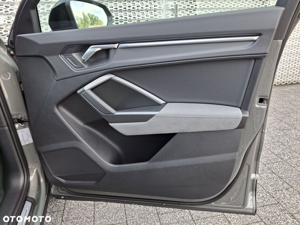Audi Q3 - 14
