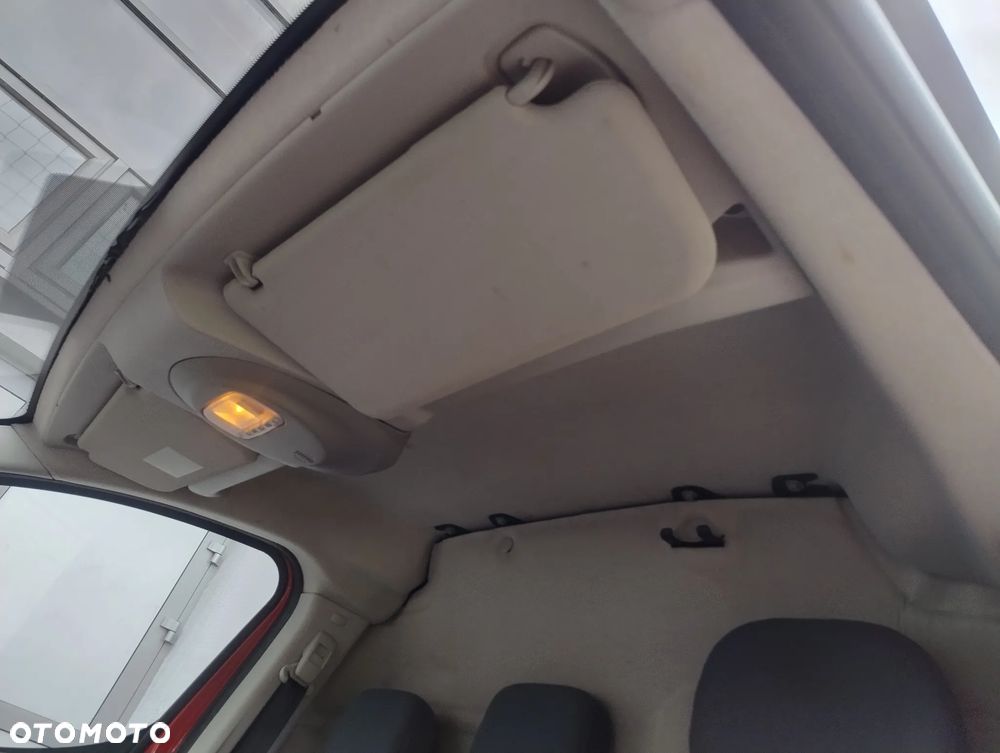 Citroën BERLINGO PO LIFT 1.6 HDI (90KM) 5-BIEGÓW LONG (L2H1) KLIMA STAN IDEALNY SUPER OPCJA 100% BEZWYPADKOWY SERWIS KM NIE MA RDZY ! ! ! - 19