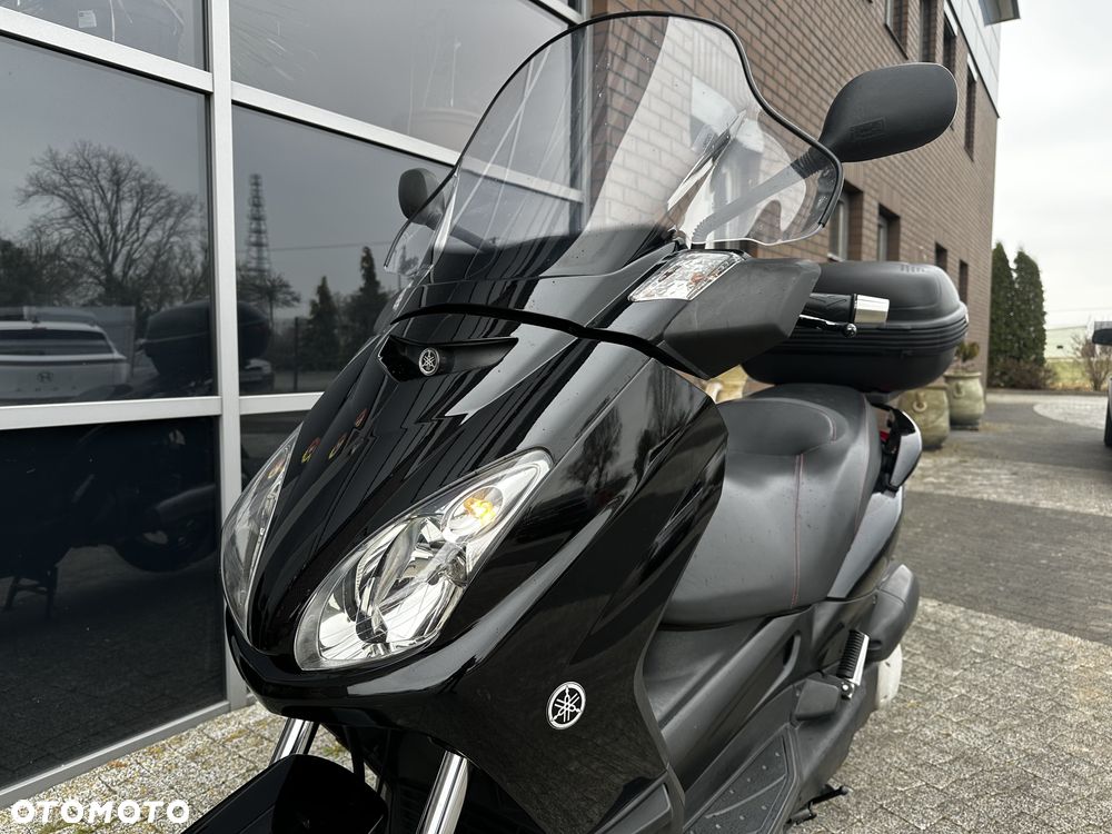 Yamaha X-max - 8